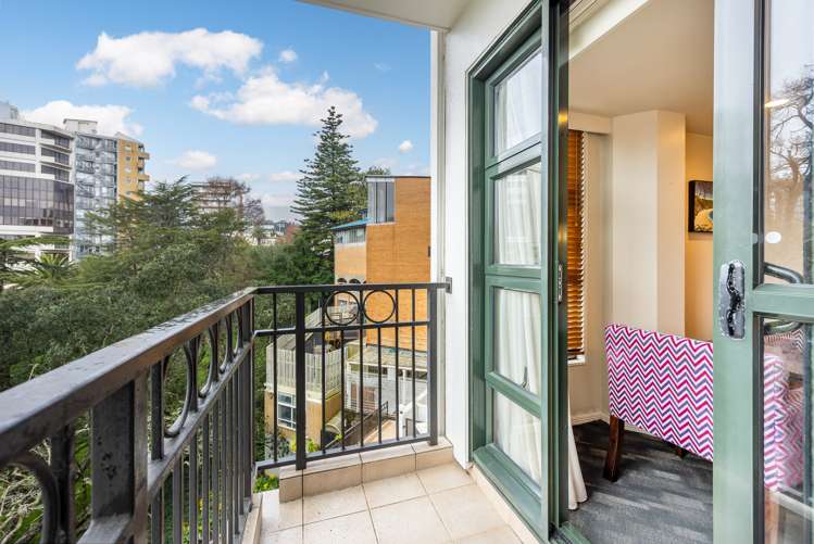 1o/100 Greys Avenue Auckland Central_9