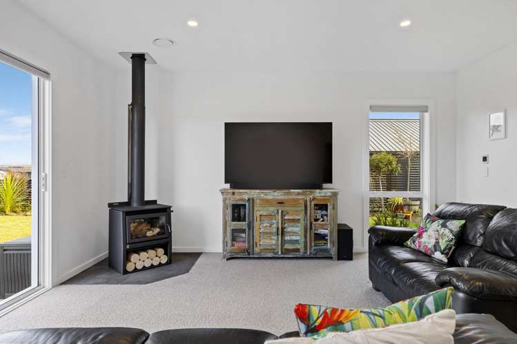 54 Ngaru Crescent Wharewaka_15