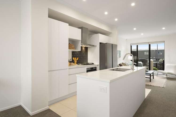 13/1 Scott Road Hobsonville_15