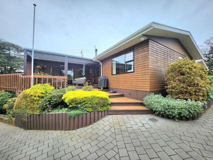 16 Coronation Street Moeraki_17