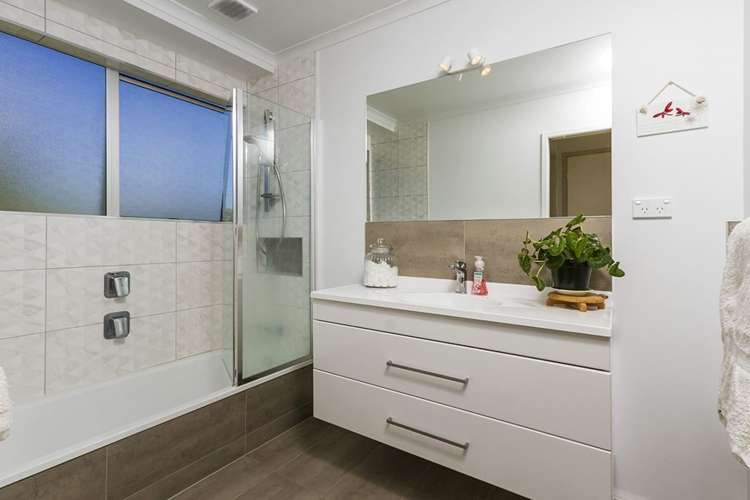 26 Zita Maria Drive Massey_12