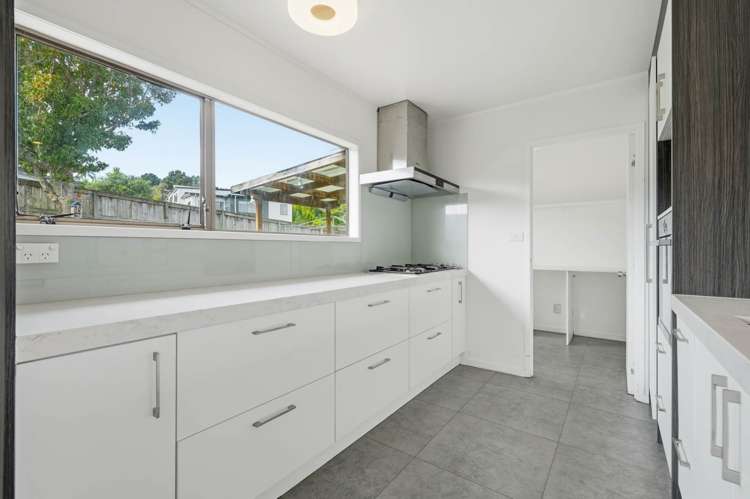 38 Oaktree Avenue Browns Bay_13