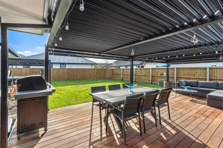 7 Bronco Drive Aidanfield_2