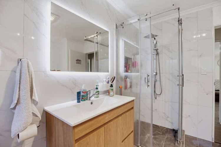 110 Comries Road Chartwell_10