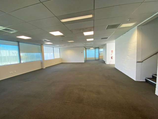 Unit E2/59 Apollo Drive Rosedale_4