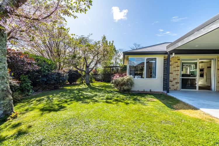 18 De La Mare Drive Leamington_11