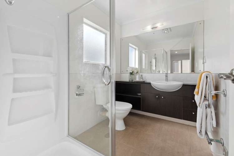 24 Bridgefield Crescent Flat Bush_19