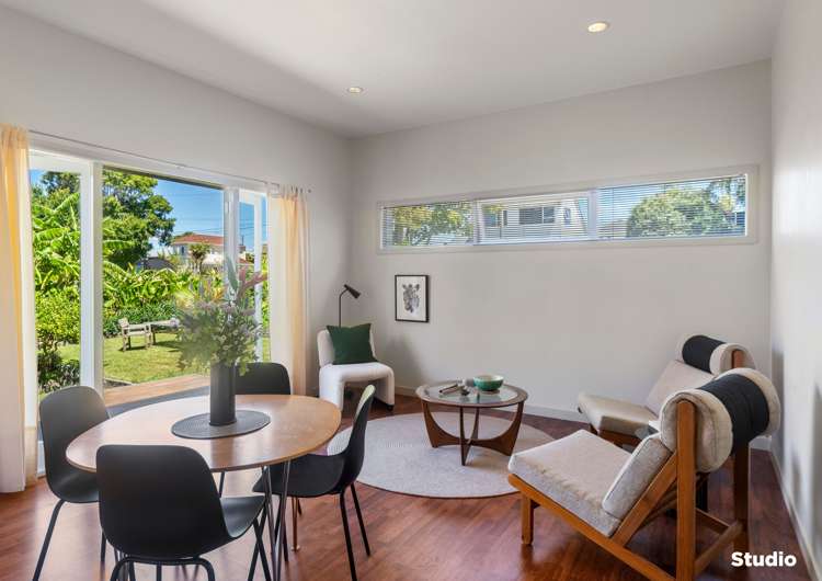 41 Old Lake Road Narrow Neck_23