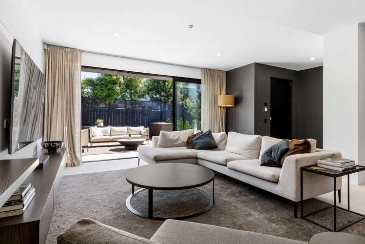 9 Hewitts Road Merivale_8