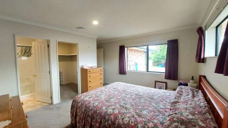 6 Tuscany Place 1115_8