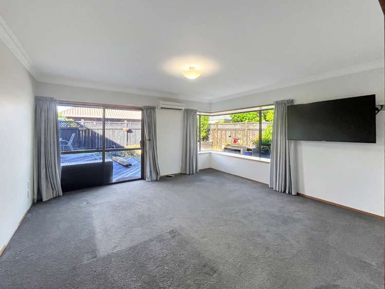 3 Silverdale Court 2145_3