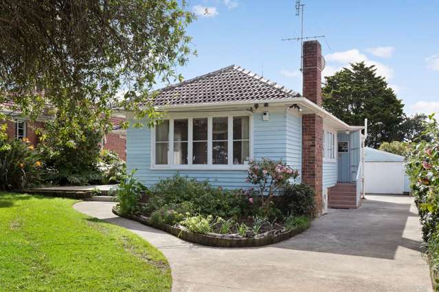 14 Akehurst Avenue New Lynn_1