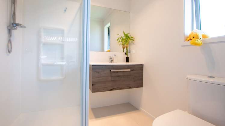 35 West Thompson Street Leamington_9