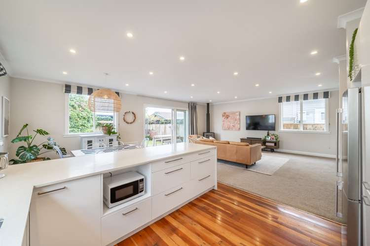 12 Ava Street Petone_7