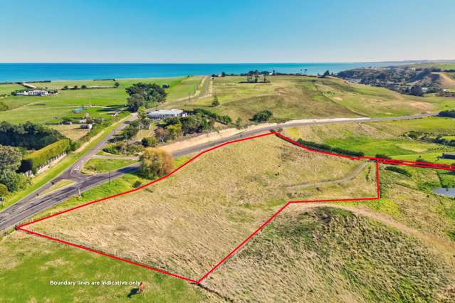 Seize your slice of paradise near Kai Iwi beach!