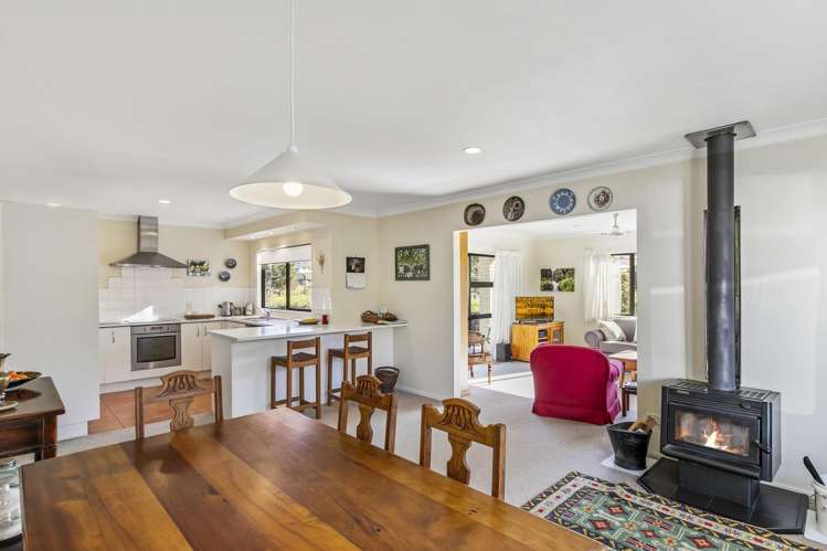 9 Valleyside Way Pukekohe_4