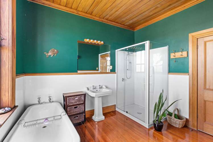 567 Marine Parade Napier South_28