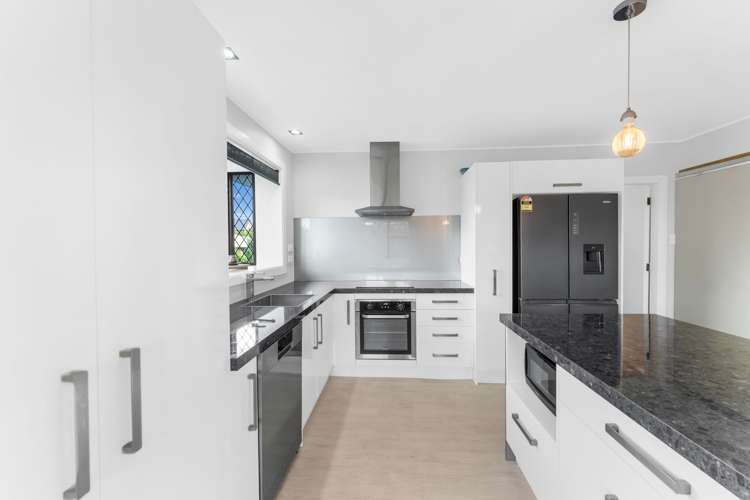 14 Livingstone Street West End_6