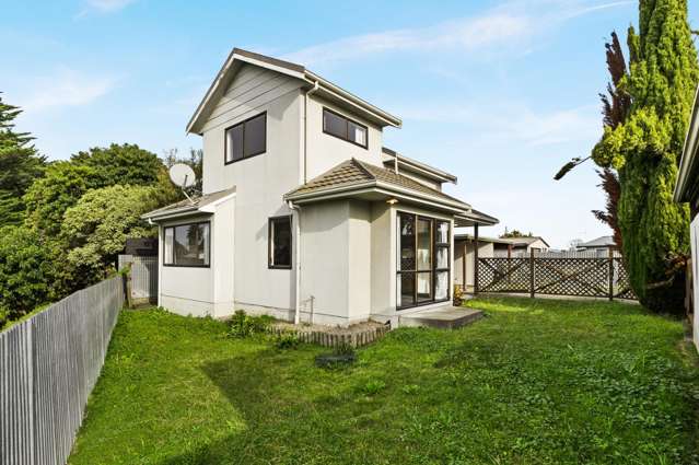 Three units on one freehold title!