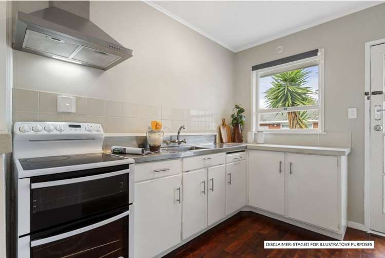 2/35 Simkin Avenue Saint Johns_4