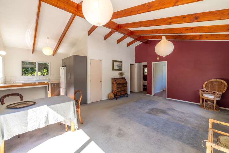 11 Muritai Road Ostend_6