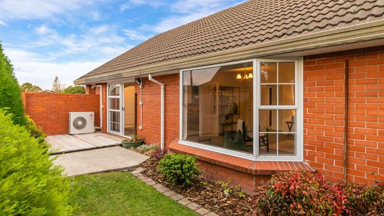 16 Rhyl Place Bryndwr_14