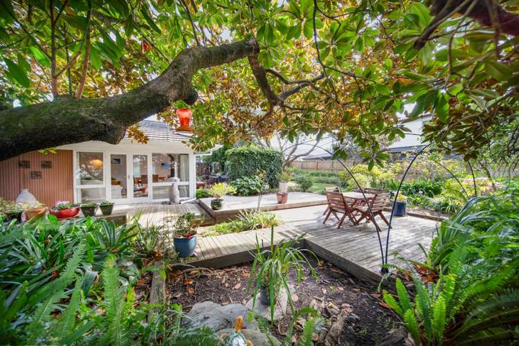 46 Meadway Sunnyhills_22