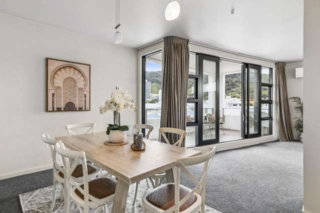 8/125 Thorndon Quay Pipitea_1