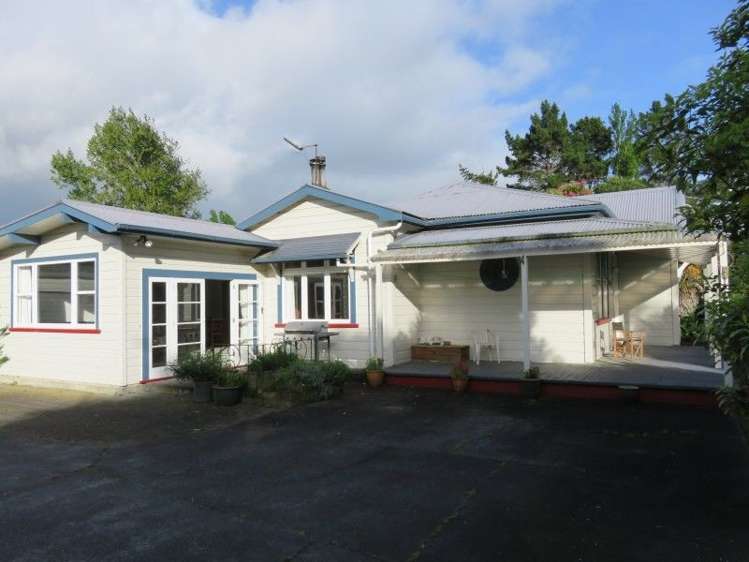 39 Brandon Hall Road Bulls_0