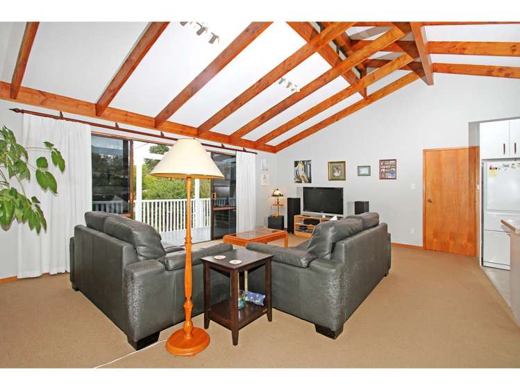 4 Deborah Place Okura_5