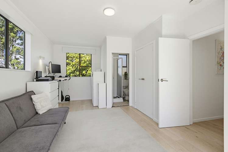 53 Tarawera Road Johnsonville_12