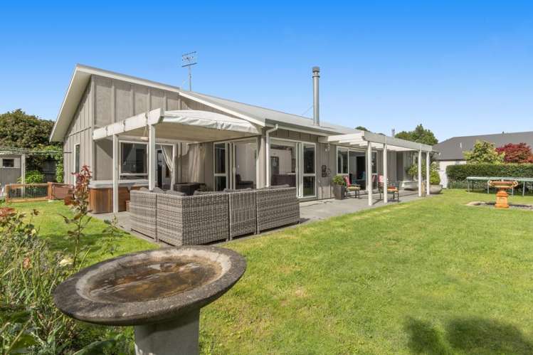 23 Horsley Grove Pyes Pa_13