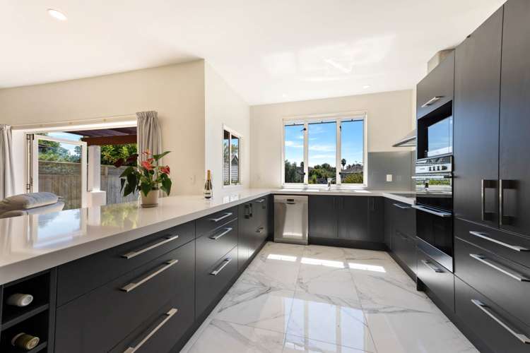 13 Red Oak Place Schnapper Rock_2