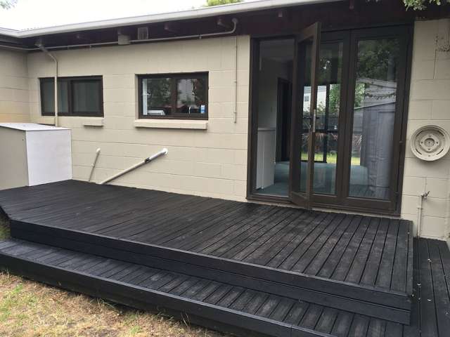 3/3 Head Street Sumner_3