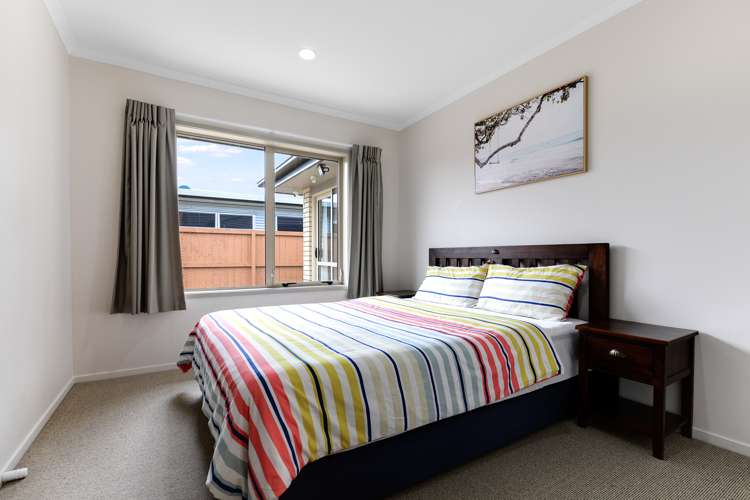 21 Wiltshire Drive Huntington_14