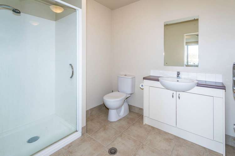 F5/27 Inverness Road Browns Bay_9