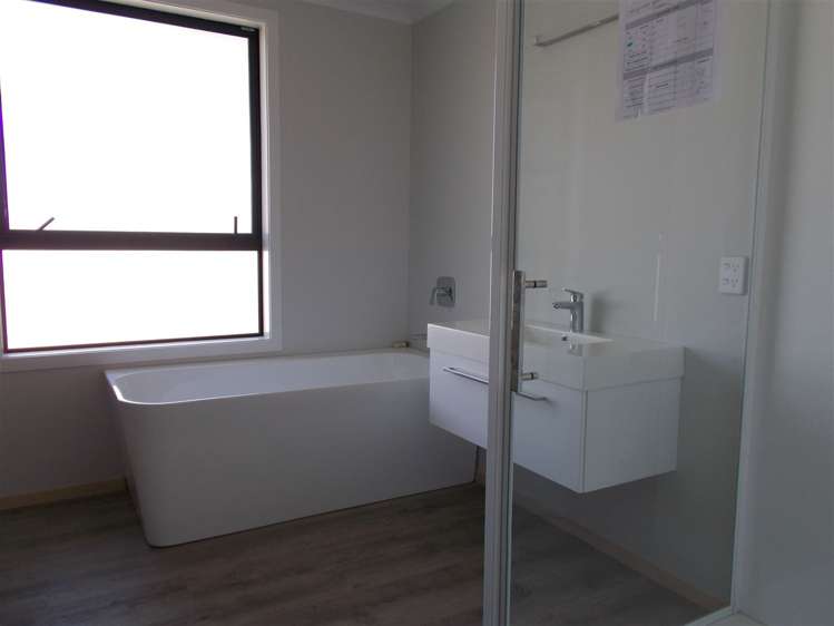 7 Woolshed Drive Stoke_13