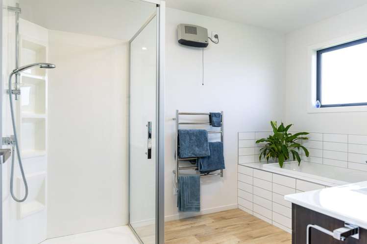 216 Delta Lake Heights Renwick_25