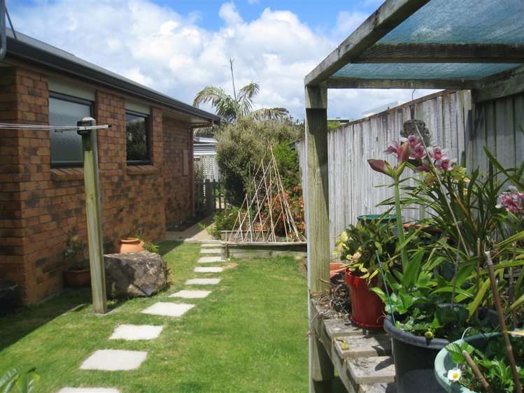 18 Ocean Breeze Drive Waihi Beach_16