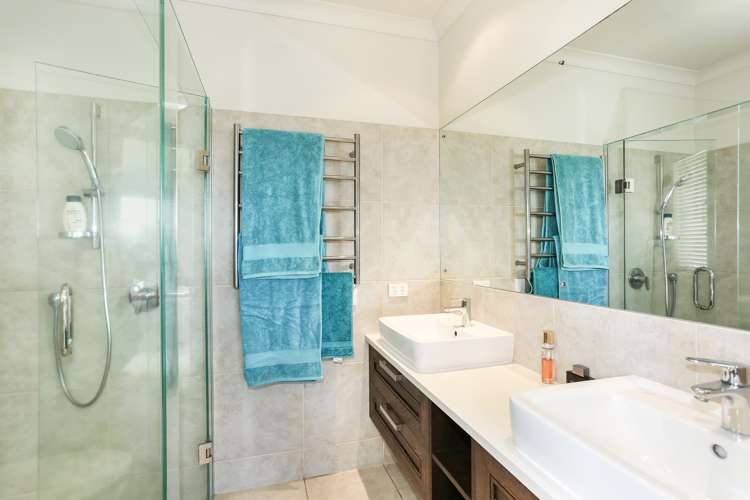 5 Corsica Way Karaka_13