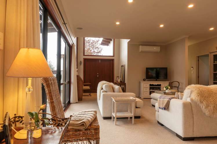 63 Rowesdale Drive Ohauiti_4
