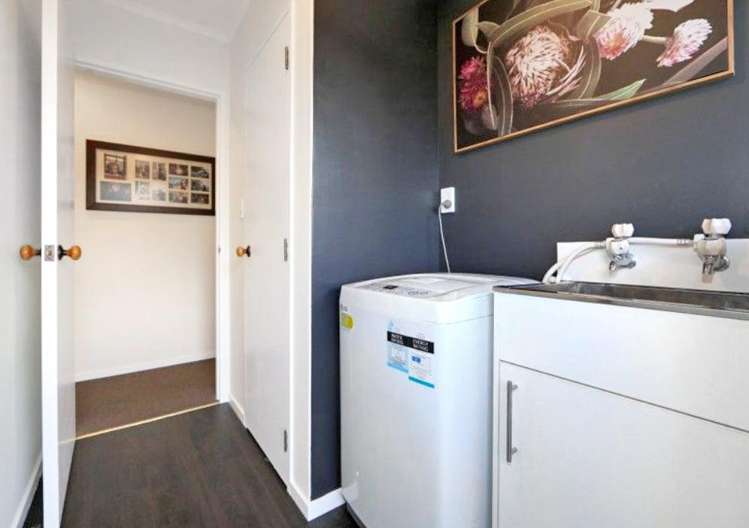 B/811 Cook Place 10495_6