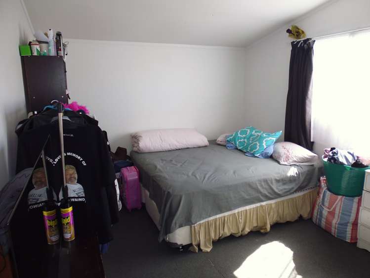 42 Walton Way Flaxmere_13