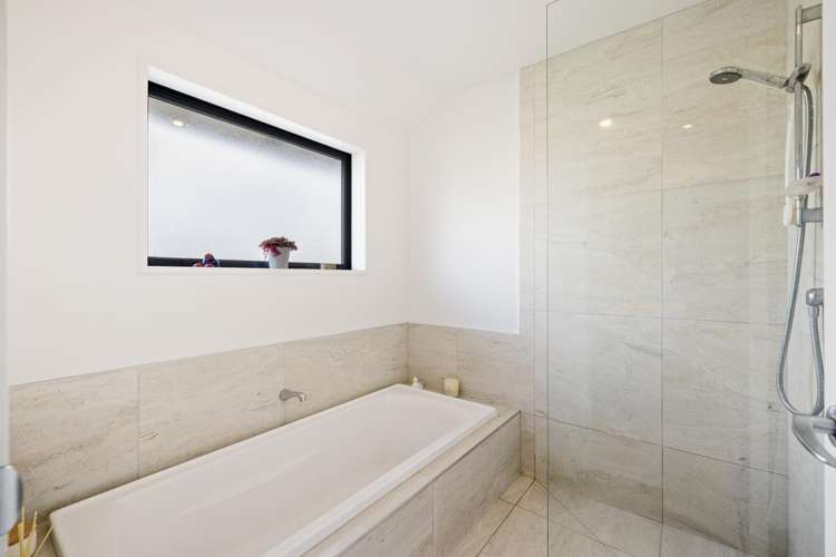 4 Stonewall Place Huntsbury_16