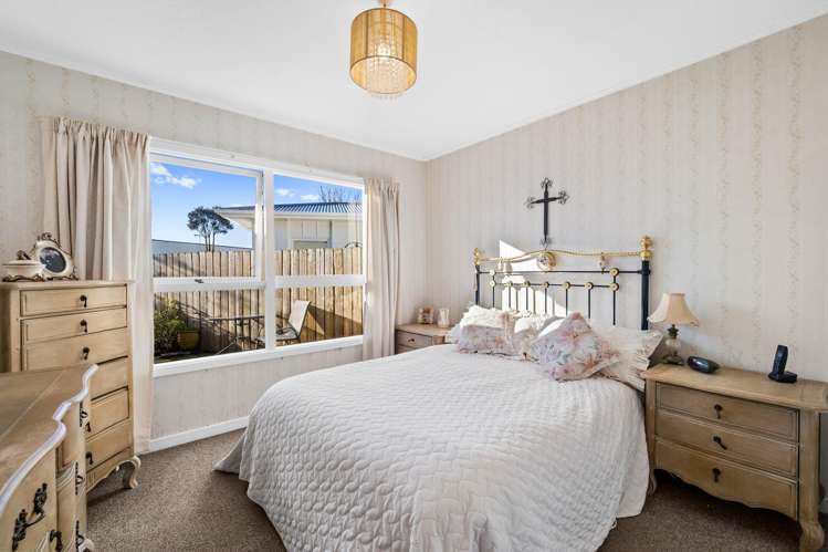 2/19 Osborn Grove Allenton_8