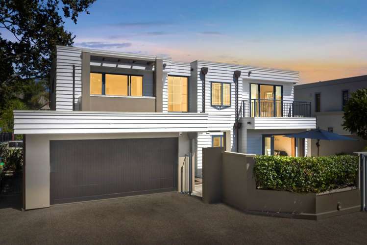 42 Oakwood Grove Eastern Beach_28