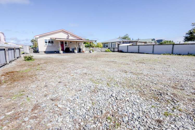 236 Stafford Street Hokitika_28