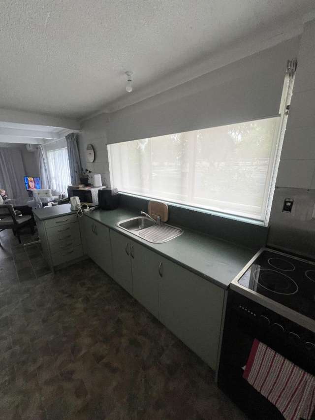1/875 Heaphy Terrace 1055_2