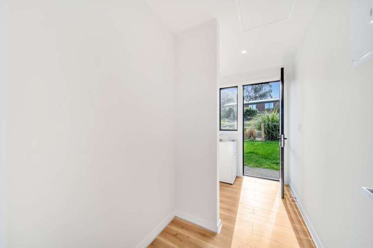 13 High Street Kakanui_12