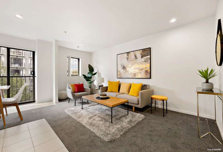 410/421 Queen Street_0